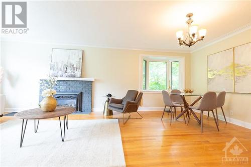 566 Athlone Avenue S, Ottawa, ON - Indoor With Fireplace