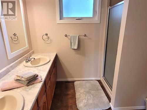 7043 Smedley Road, Vanderhoof, BC - Indoor Photo Showing Bathroom