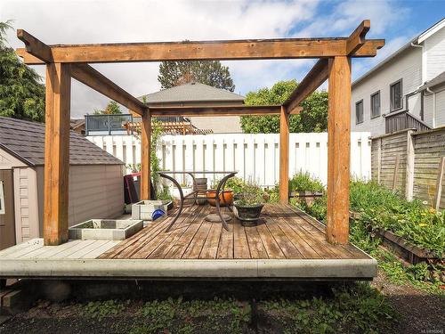 3274 Irma St, Saanich, BC - Outdoor With Deck Patio Veranda With Exterior