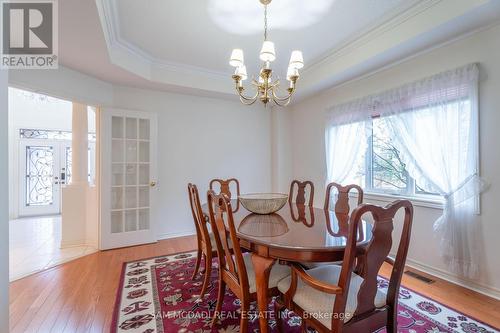 5350 Vail Court, Mississauga, ON - Indoor Photo Showing Dining Room