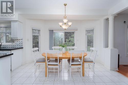5350 Vail Court, Mississauga, ON - Indoor Photo Showing Dining Room