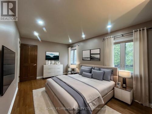 1929 8Th Line Road, Ottawa (Osgoode), ON - Indoor Photo Showing Bedroom