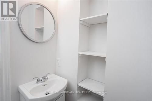23 Hazel Street, St. Catharines, ON - Indoor Photo Showing Bathroom