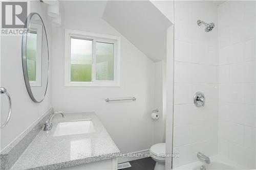 23 Hazel Street, St. Catharines, ON - Indoor Photo Showing Bathroom