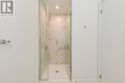 N2304 - 7 Golden Lion Heights, Toronto, ON - Indoor Photo Showing Bathroom
