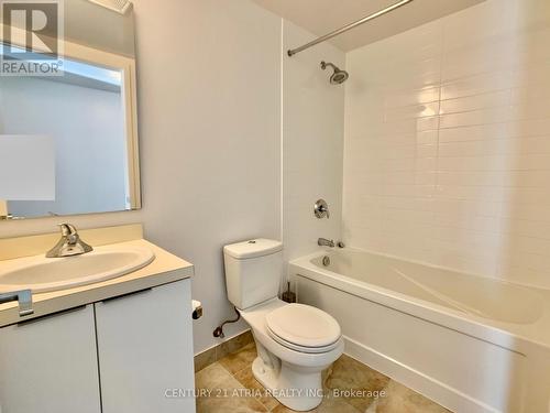 508 - 14 York Street, Toronto, ON - Indoor Photo Showing Bathroom