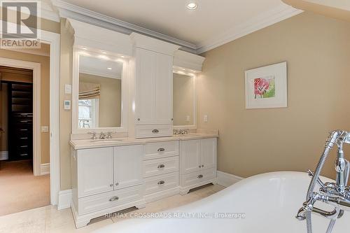 2 Sorrel Court, Toronto, ON - Indoor Photo Showing Bathroom