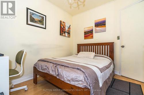 16 North Bonnington Avenue, Toronto, ON - Indoor Photo Showing Bedroom