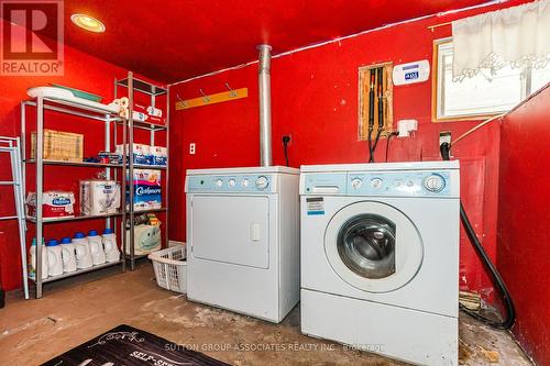 16 North Bonnington Avenue, Toronto, ON - Indoor Photo Showing Laundry Room