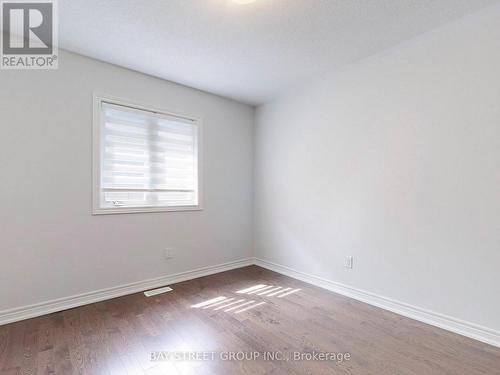 17 Father Muckle Avenue, Georgina, ON - Indoor Photo Showing Other Room