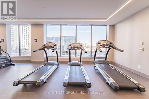 1709 - 38 Forest Manor Road, Toronto, ON - Indoor Photo Showing Gym Room