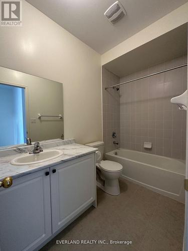 1&2 - 78 Ness Drive, Richmond Hill, ON - Indoor Photo Showing Bathroom