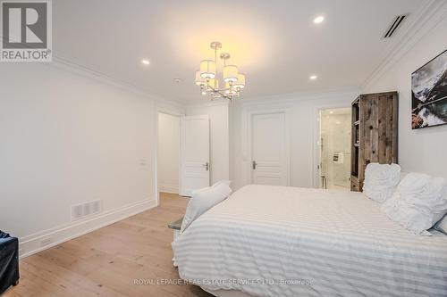 1257 Lakeshore Road W, Oakville, ON - Indoor Photo Showing Bedroom