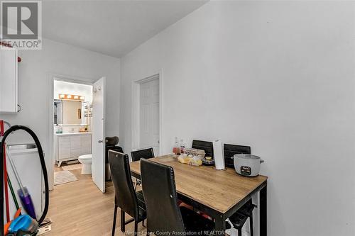445 Bridge Avenue, Windsor, ON - Indoor Photo Showing Dining Room