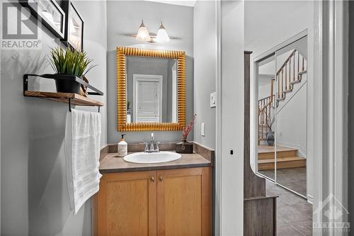 450 Grey Seal Circle, Ottawa, ON - Indoor Photo Showing Bathroom