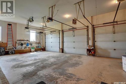 280 Hanley Crescent, Edenwold Rm No. 158, SK - Indoor Photo Showing Garage
