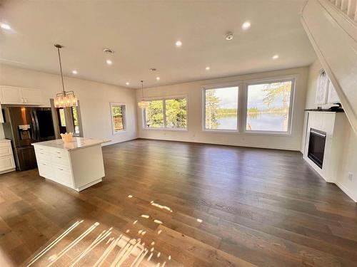 93 Bell Point Road, Kenora, ON - Indoor With Fireplace