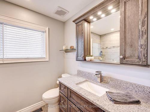 69 Town Line, Orangeville, ON - Indoor Photo Showing Bathroom
