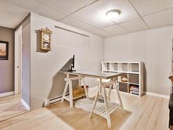 Bureau - 