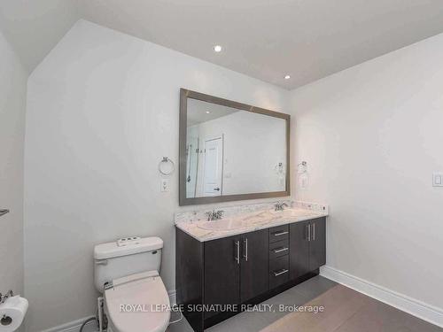 40 Ruby Lang Lane, Toronto, ON - Indoor Photo Showing Bathroom