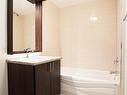 Salle de bains - 601-85 Av. Brittany, Mont-Royal, QC  - Indoor Photo Showing Bathroom 