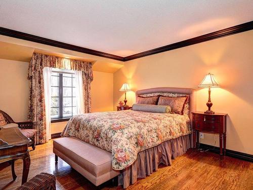 Chambre Ã Â coucher - 1485 Rue Des Quatre-Saisons, Sainte-Adèle, QC - Indoor Photo Showing Bedroom