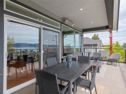 7990 Edmund St, Crofton, BC - Outdoor With Deck Patio Veranda With Exterior