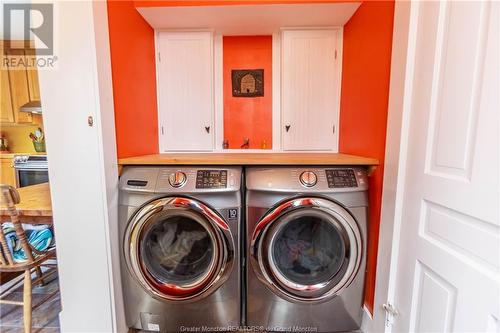 16 Wellington St, Sackville, NB - Indoor Photo Showing Laundry Room