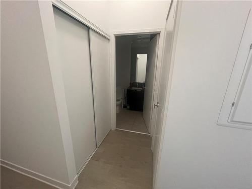 3900 Confederation Parkway|Unit #318, Mississauga, ON - Indoor Photo Showing Other Room