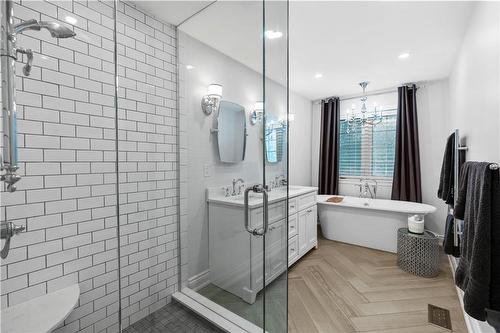 251 Foxridge Drive, Ancaster, ON - Indoor Photo Showing Bathroom