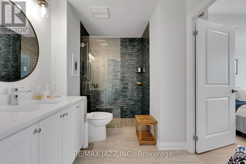 202 - 80 Shipway Avenue, Clarington, ON - Indoor Photo Showing Bathroom