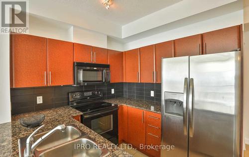 2608 - 3515 Kariya Drive, Mississauga, ON - Indoor Photo Showing Kitchen With Double Sink