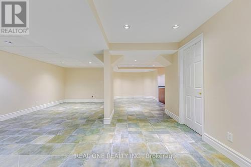 489 Winfield Terrace, Mississauga, ON - Indoor Photo Showing Other Room