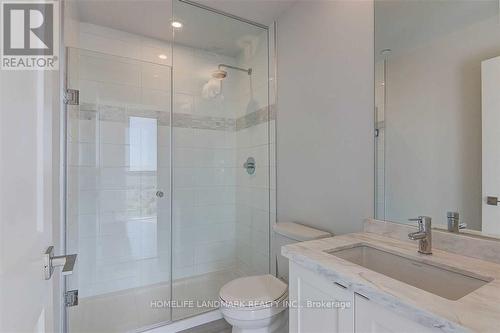 Ph1 - 4085 Parkside Village Drive, Mississauga, ON - Indoor Photo Showing Bathroom