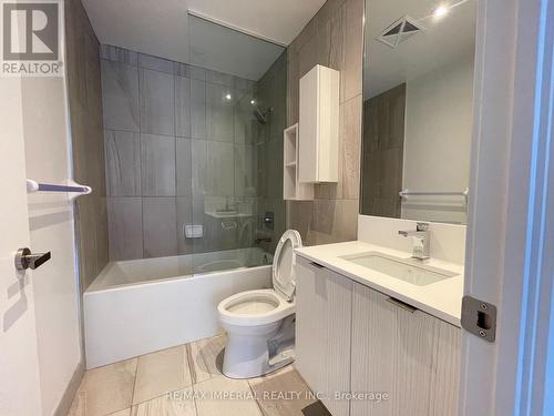 405 - 195 Redpath Avenue, Toronto, ON - Indoor Photo Showing Bathroom