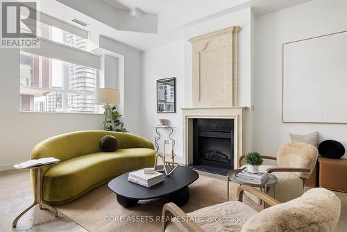 739 - 155 Dalhousie Street, Toronto, ON - Indoor Photo Showing Living Room With Fireplace