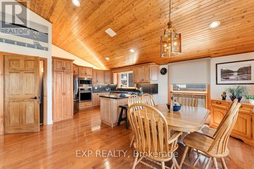 229 Lake Drive N, Georgina, ON - Indoor Photo Showing Dining Room