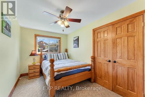 229 Lake Drive N, Georgina, ON - Indoor Photo Showing Bedroom