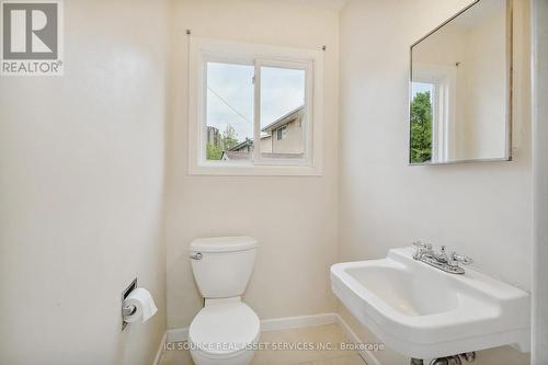 1391 Claymor Avenue, Ottawa, ON - Indoor Photo Showing Bathroom