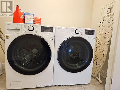 208 Mallory Terrace, Peterborough, ON - Indoor Photo Showing Laundry Room