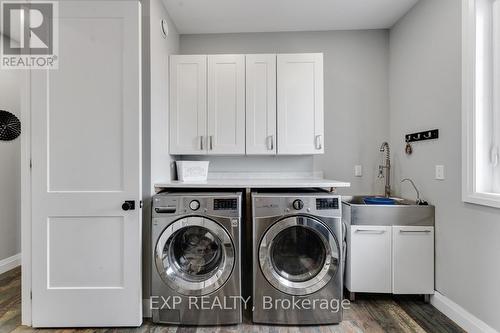 505 Eldon Station Road, Kawartha Lakes, ON - Indoor Photo Showing Laundry Room