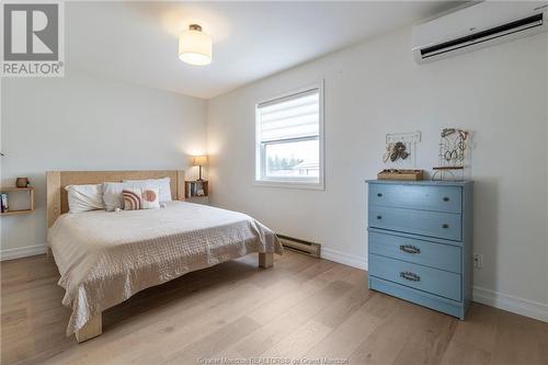 817 Bernard St, Dieppe, NB - Indoor Photo Showing Bedroom