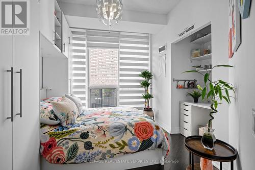 604 - 25 Carlton Street, Toronto, ON - Indoor Photo Showing Bedroom