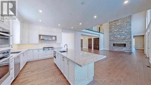 11 Warbler Way, Oro-Medonte, ON - Indoor Photo Showing Kitchen With Double Sink With Upgraded Kitchen