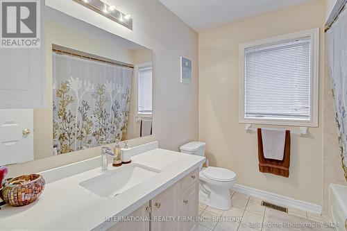 8 Dewridge Court, Brampton, ON - Indoor Photo Showing Bathroom
