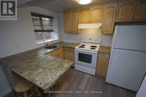 112 Stephen Drive, Toronto (Stonegate-Queensway), ON - Indoor Photo Showing Kitchen