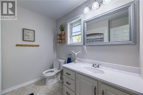 484 Macgregor Bay Trail, Petawawa, ON - Indoor Photo Showing Bathroom