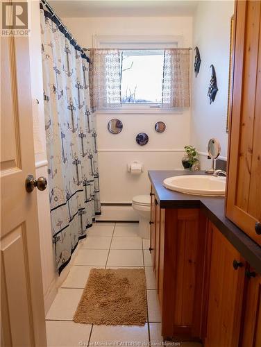 207 Diligente, Riverview, NB - Indoor Photo Showing Bathroom