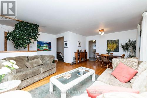 140 Vodden Street E, Brampton, ON - Indoor Photo Showing Living Room