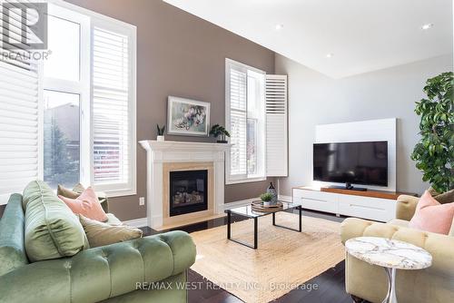 43 Via Borghese Street, Vaughan, ON - Indoor Photo Showing Living Room With Fireplace